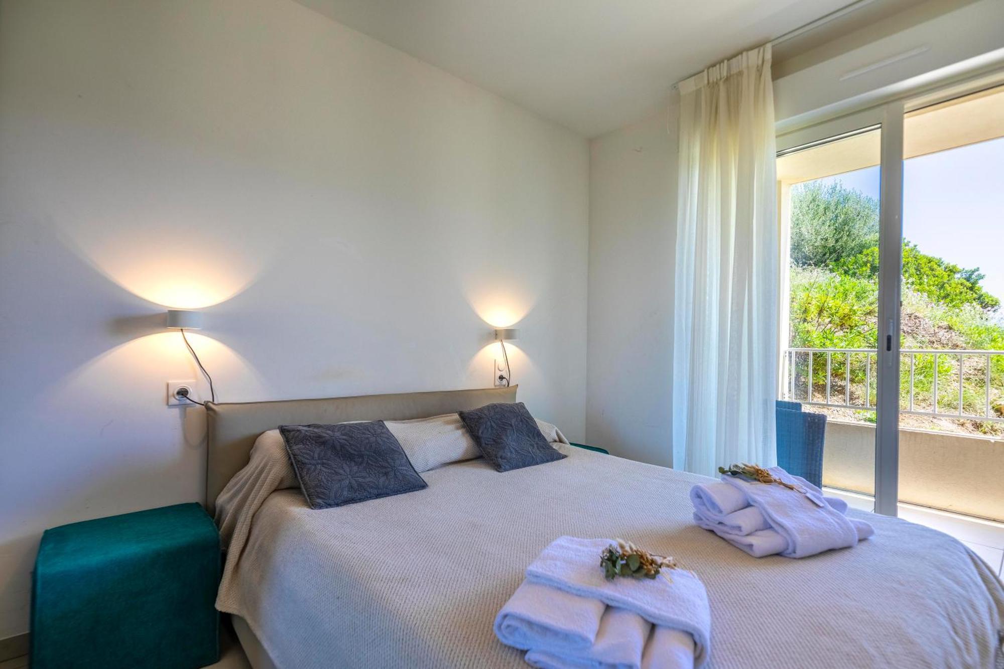 Residence A Marina ลูมิโอ ภายนอก รูปภาพ