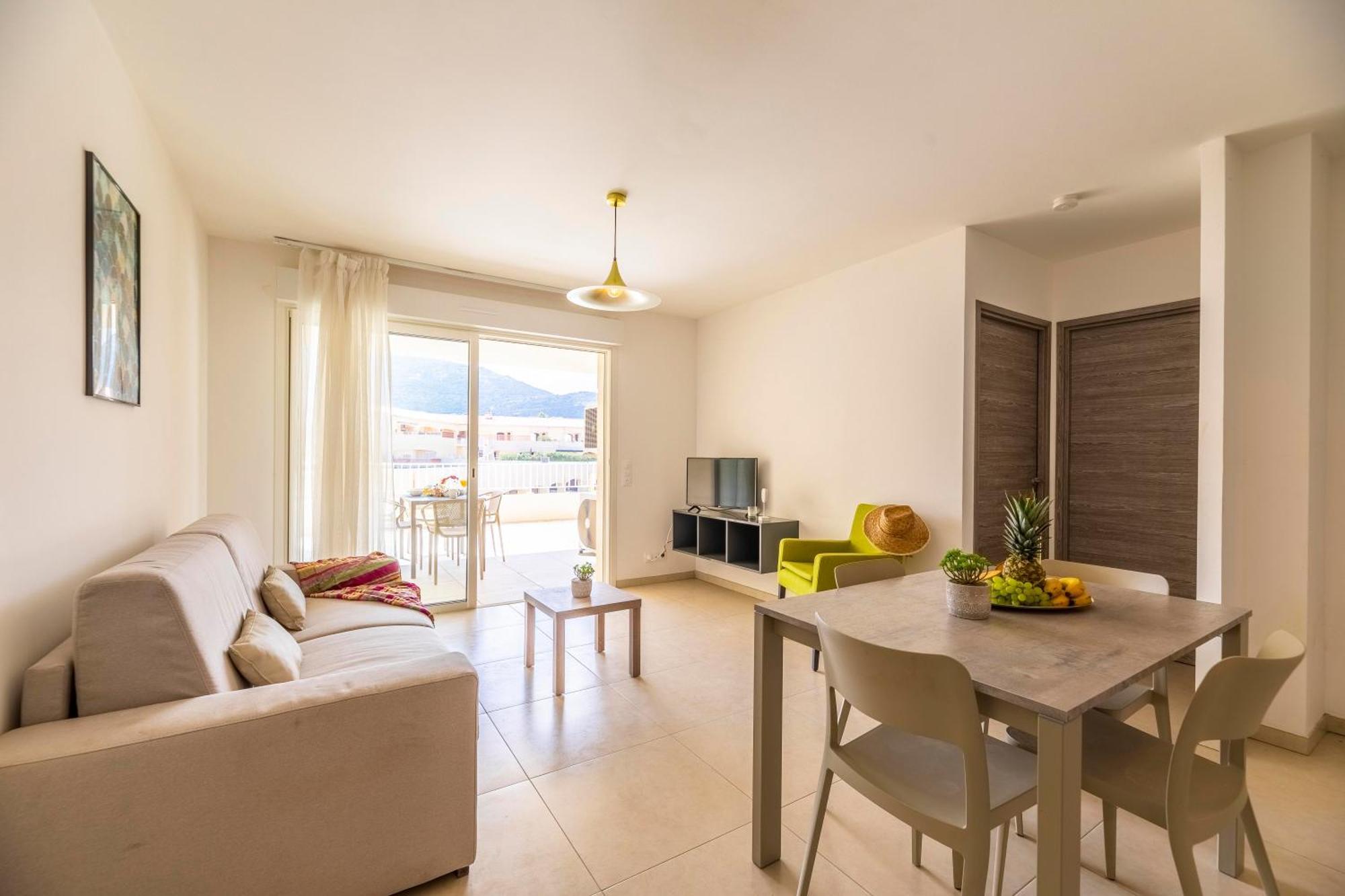 Residence A Marina ลูมิโอ ภายนอก รูปภาพ
